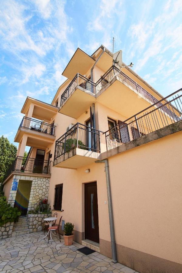 Apartments And Rooms With Parking Space Crikvenica - 19125 Exterior foto